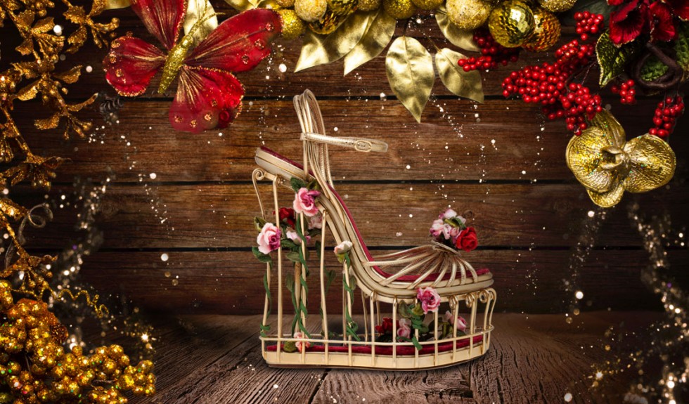 "Milan Design Agenda gives you a Christmas Guide Shopping- Dolce & Gabbana Cage Wedges"