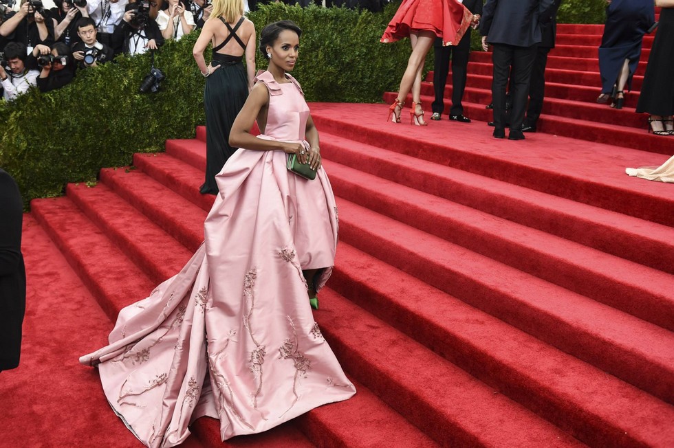 MET Gala 2015 Red Carpet The Stunning Italian Fashion Brands Dresses-Kerry Washington Prada