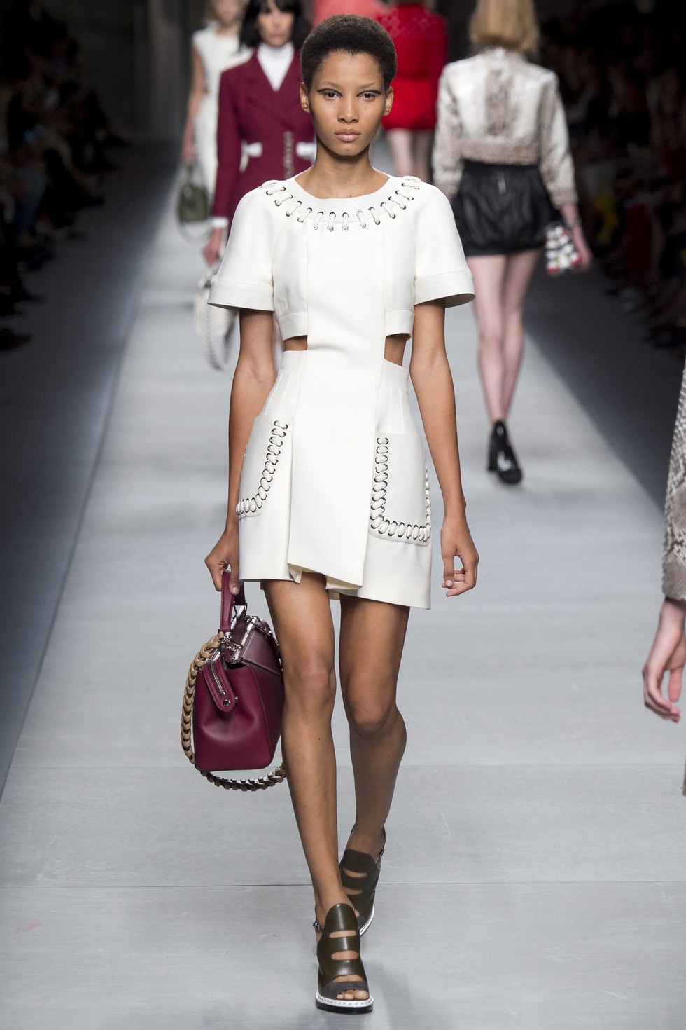 Milan Fashion Week 2016 Spring Summer News Day two best moments-Fendi