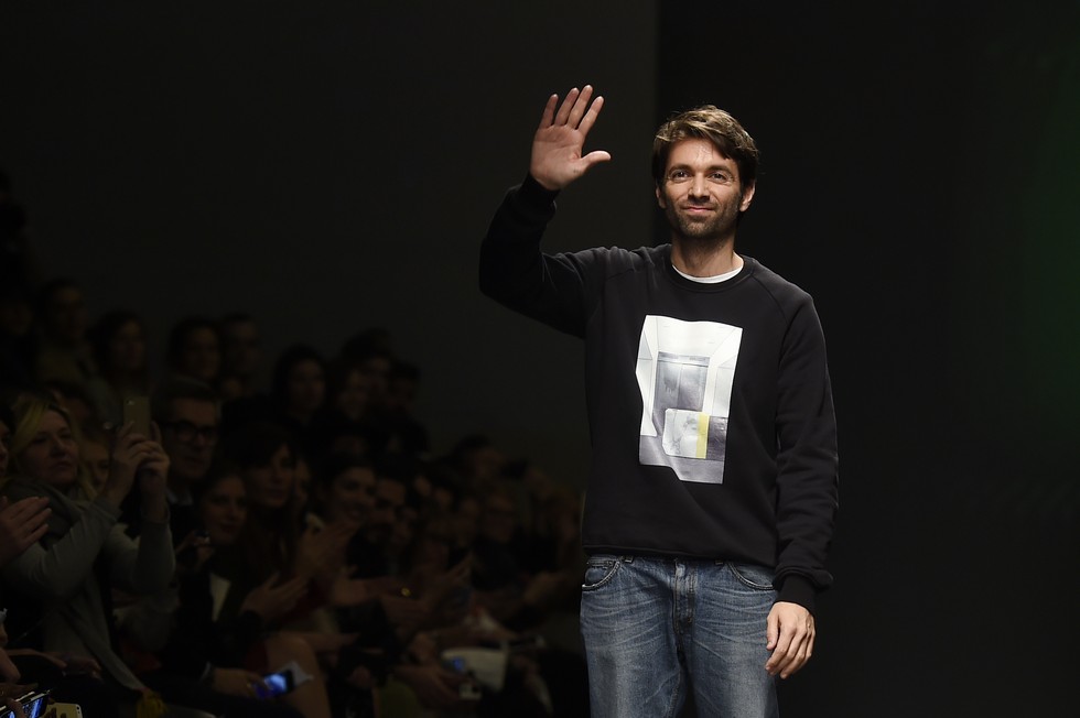 Milan-Fashion-Week-2016-SpringSummer-News-Unexpected-and-big-surprises-Designers Massimo Giorgetti greets the audience at the end of the show for fashion house MSGM at the women Fall / Winter 2015/16 Milan's Fashion Week