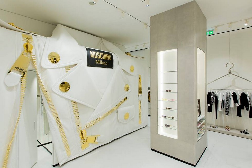 Milan Boutique stores – Pop Art dream arrived at Moschino flagship store (2)