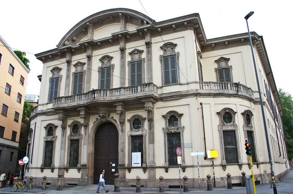 Milan City Guide - What to do in Milan – Sormani Library