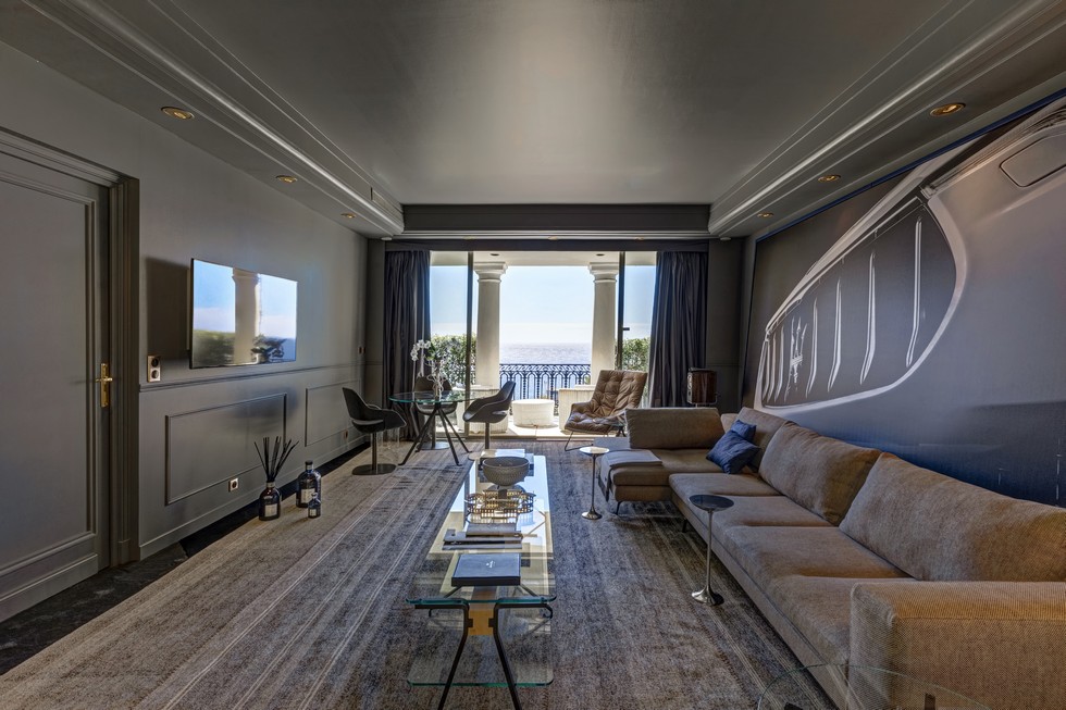 Luxury interiors by Palomba Serafini for Maserati