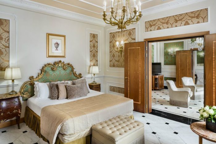 Baglioni Hotel Carlton: an ideal place to spend Chrstmas in Milan