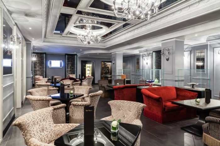 Baglioni Hotel Carlton: an ideal place to spend Chrstmas in Milan